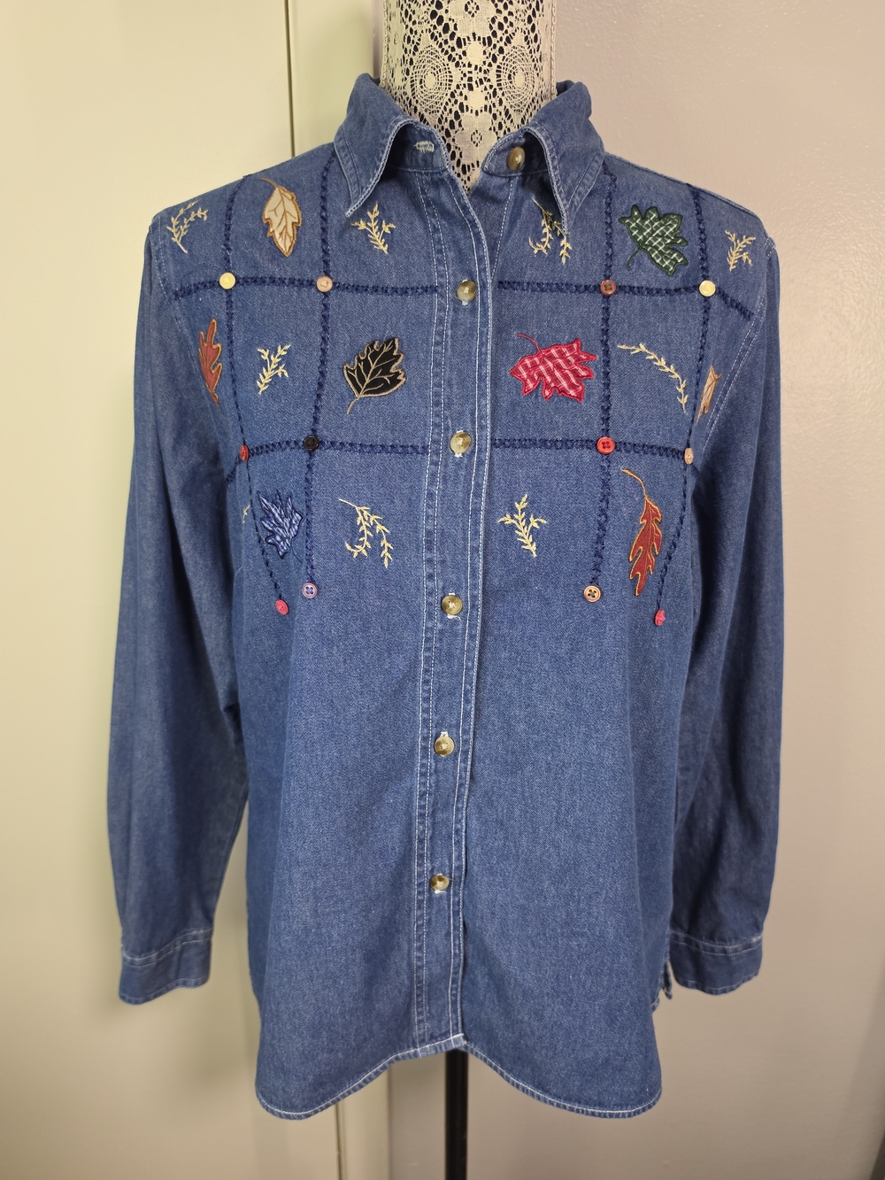 Cabin Creek Petite Large Denim Shirt Embroidered Fall Leaves 100% Cotton